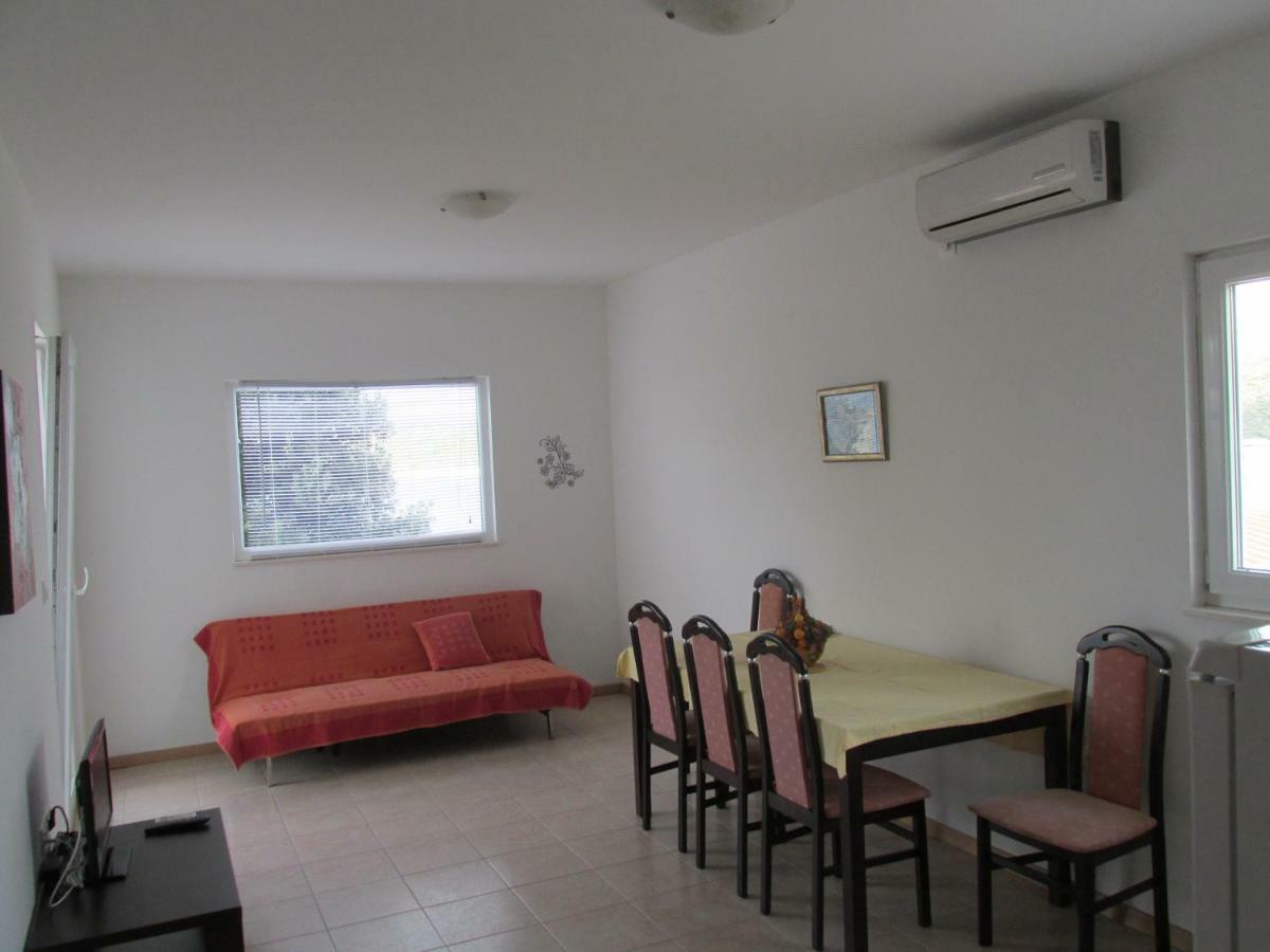 Sunny Apartman Pajdek Sevid Exterior photo