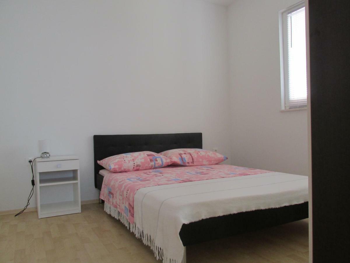 Sunny Apartman Pajdek Sevid Exterior photo